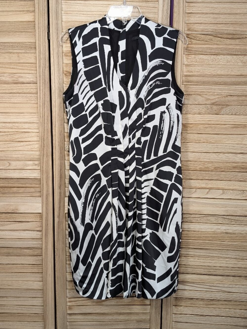 Kenneth Cole New York Black & White Abstract Sleeveless Shift Dress Size 10